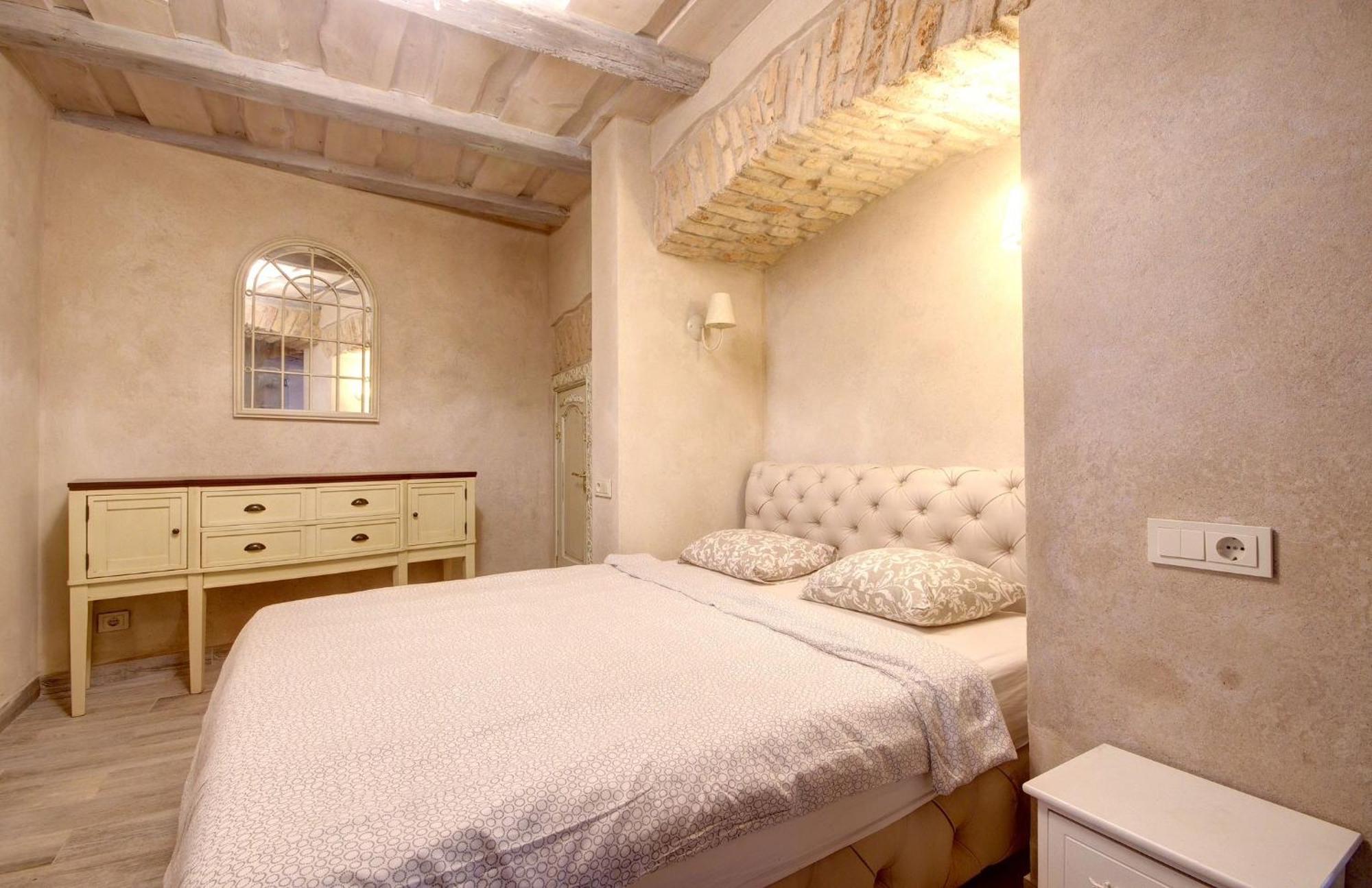 Historical Apartments X Free Parking Self Check In 24X7 By H&H Vilnius Ngoại thất bức ảnh